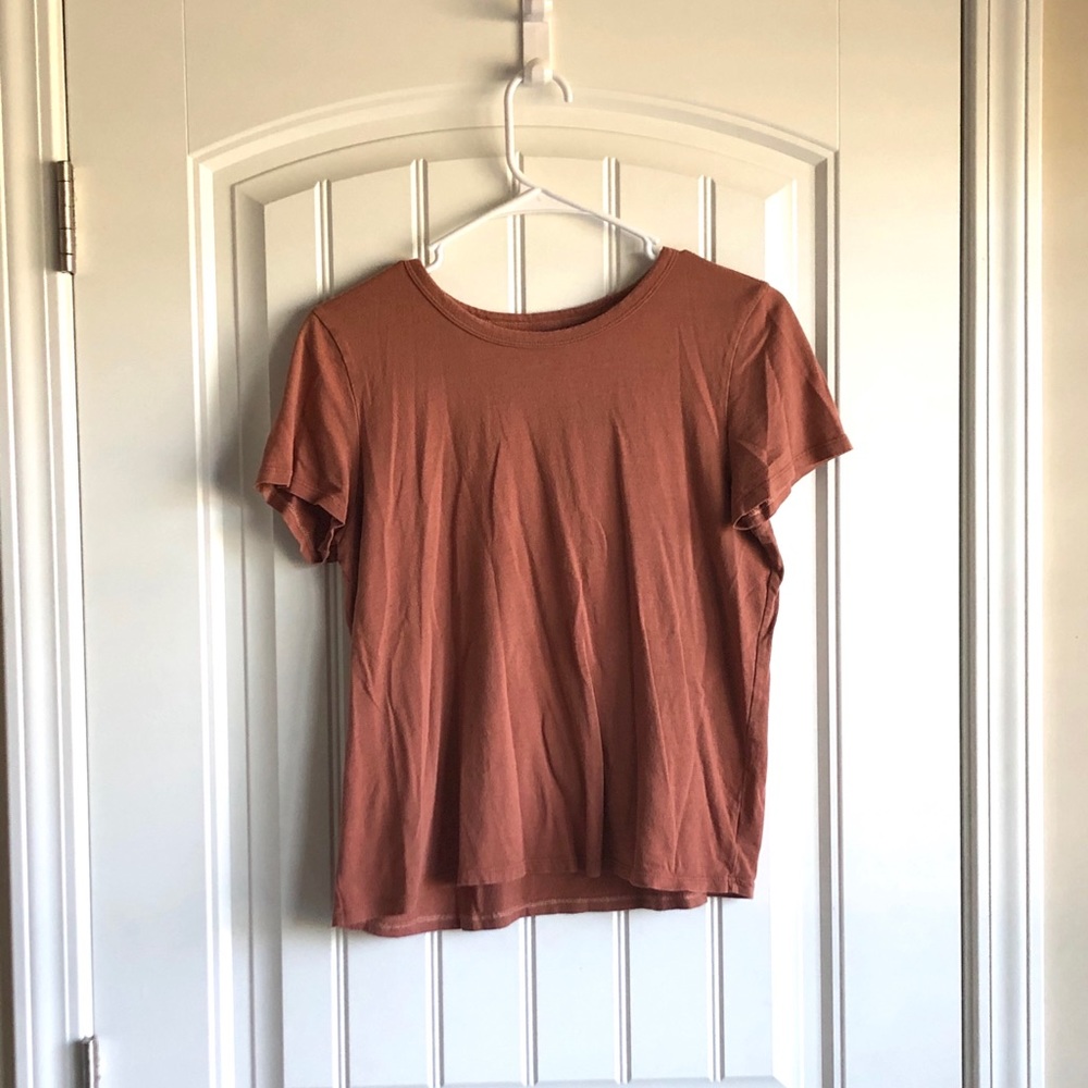 AEO cropped tee